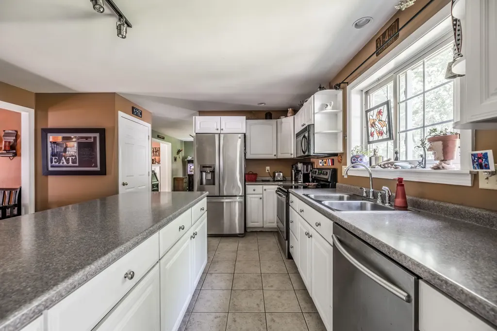 22 Maxfield Drive Orono ME 04473