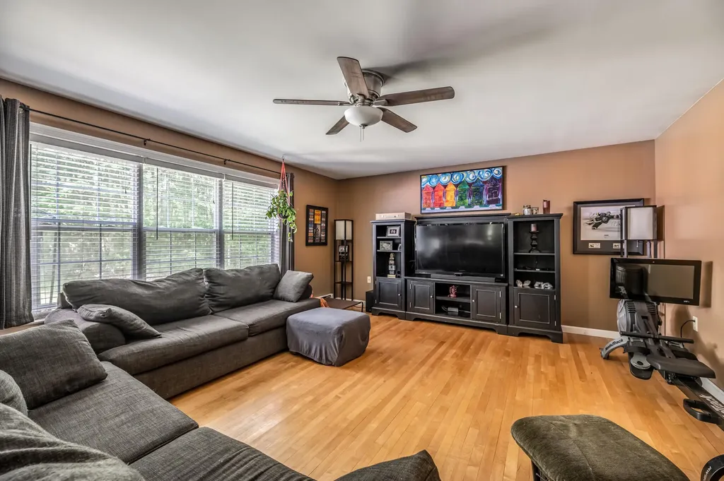 22 Maxfield Drive Orono ME 04473