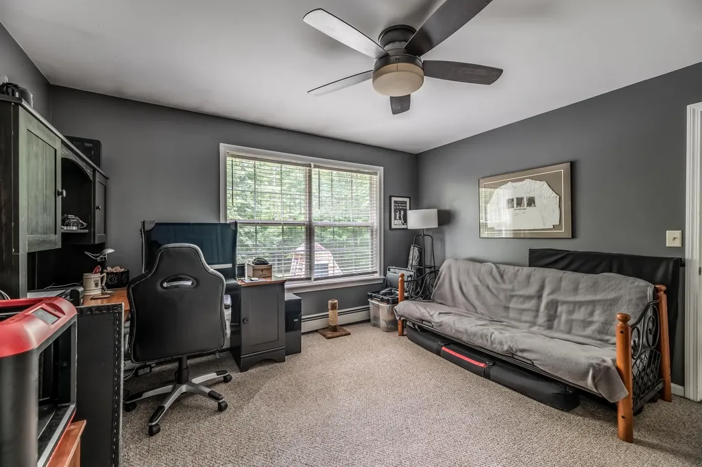 22 Maxfield Drive Orono ME 04473