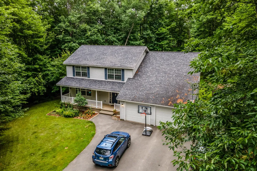 22 Maxfield Drive Orono ME 04473