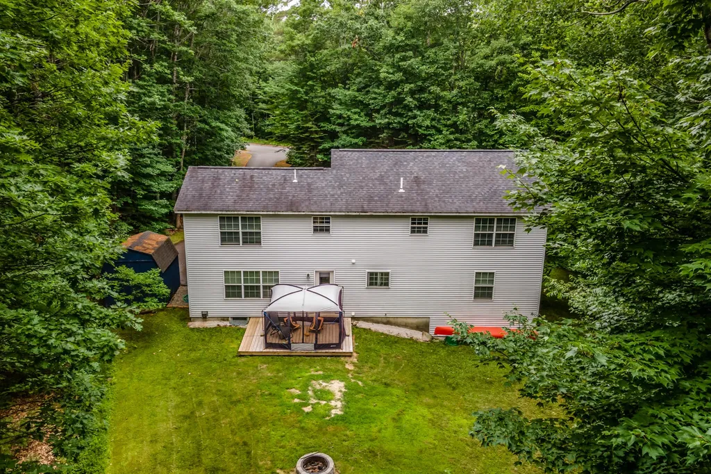 22 Maxfield Drive Orono ME 04473