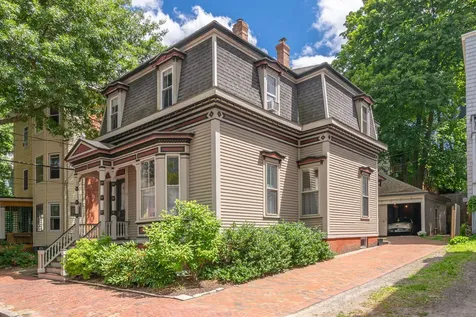 32 Sherman Street Portland ME 04101