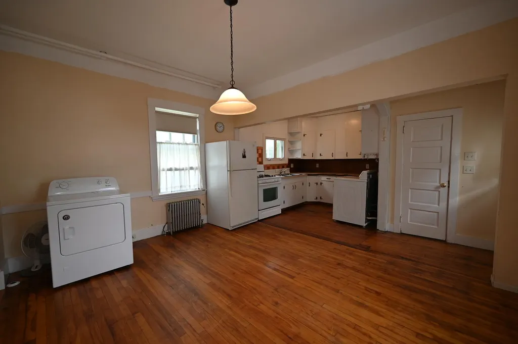 11 Vesper Street Portland ME 04101
