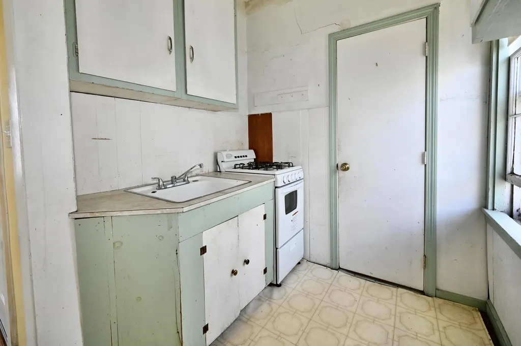 11 Vesper Street Portland ME 04101