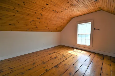 11 Vesper Street Portland ME 04101