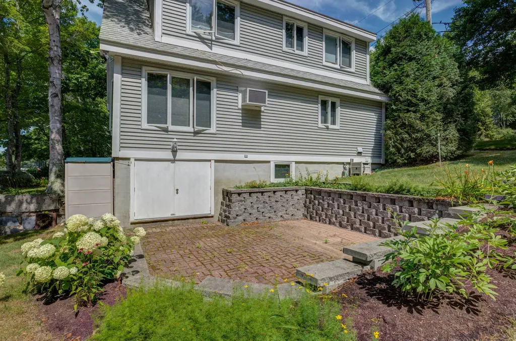 36 Pines Lane Lyman ME 04002