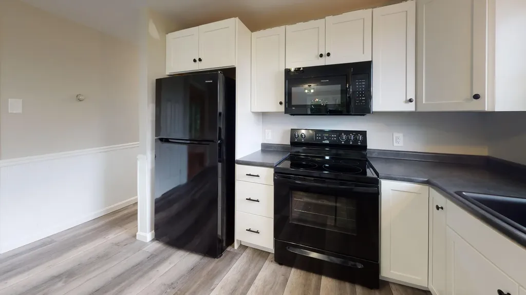 1012 Main Street Monmouth ME 04259