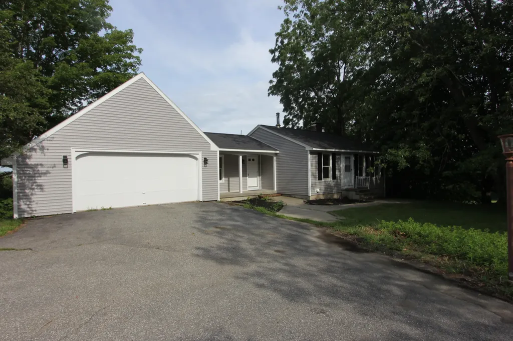 1012 Main Street Monmouth ME 04259