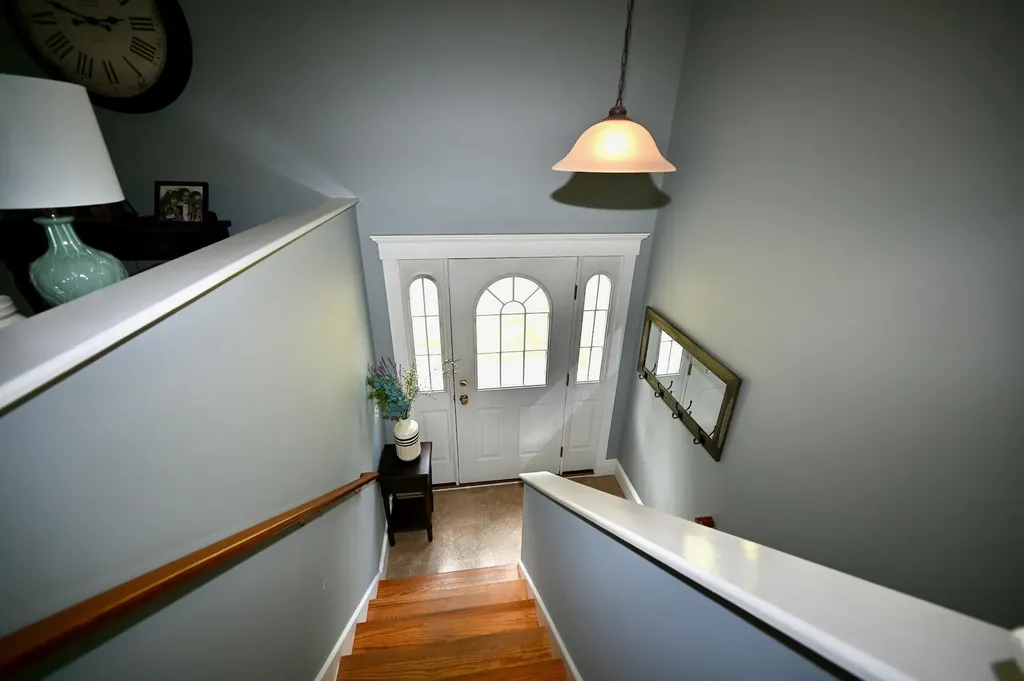 15 Pleasant Drive Minot ME 04258