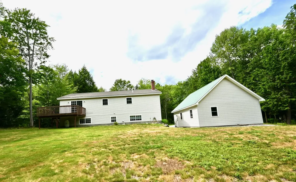15 Pleasant Drive Minot ME 04258