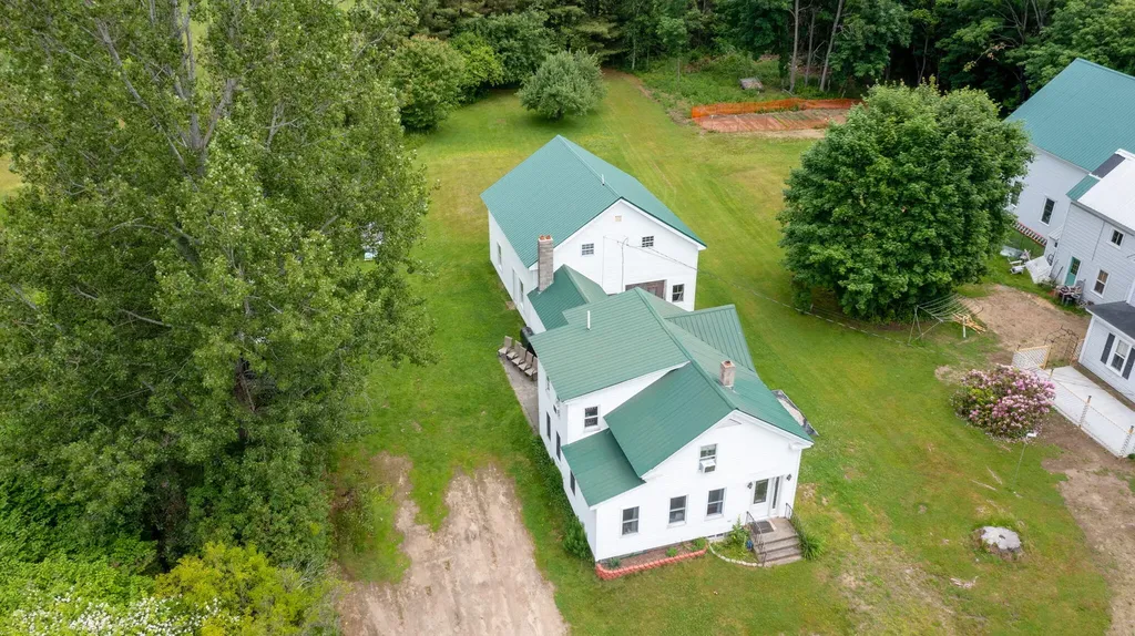 123 Pleasant Street Oxford ME 04270