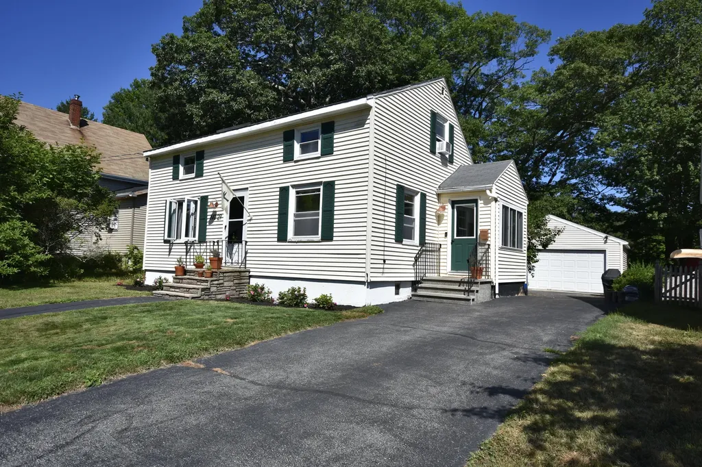 29 Berry Avenue Portland ME 04103