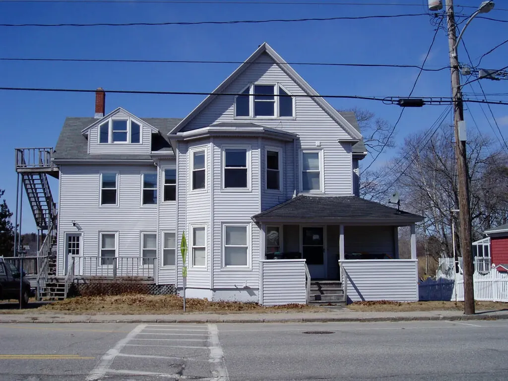 31 E Grand Avenue Scarborough ME 04074