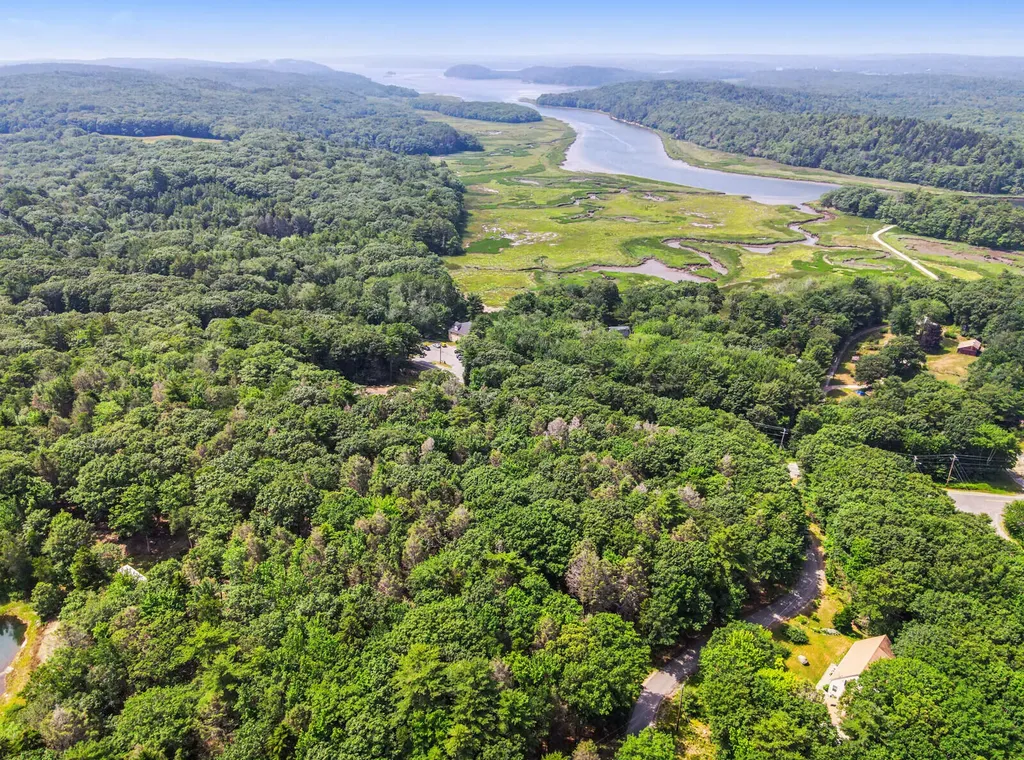 14 Guide Board Hill Road Georgetown ME 04548