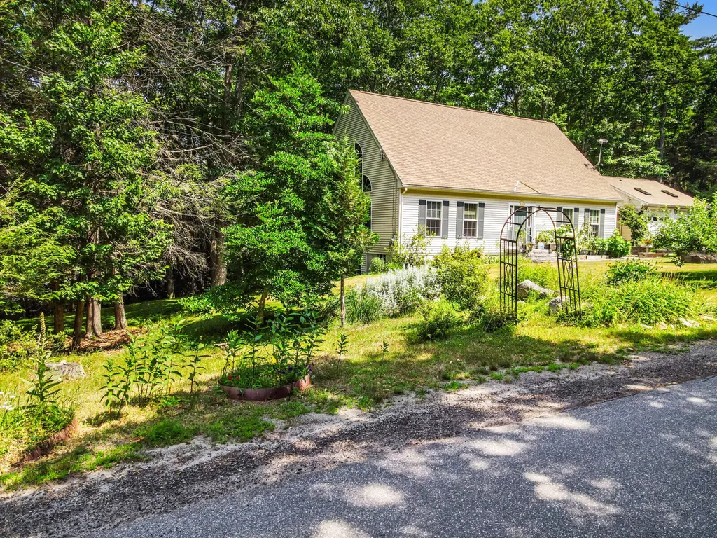 14 Guide Board Hill Road Georgetown ME 04548