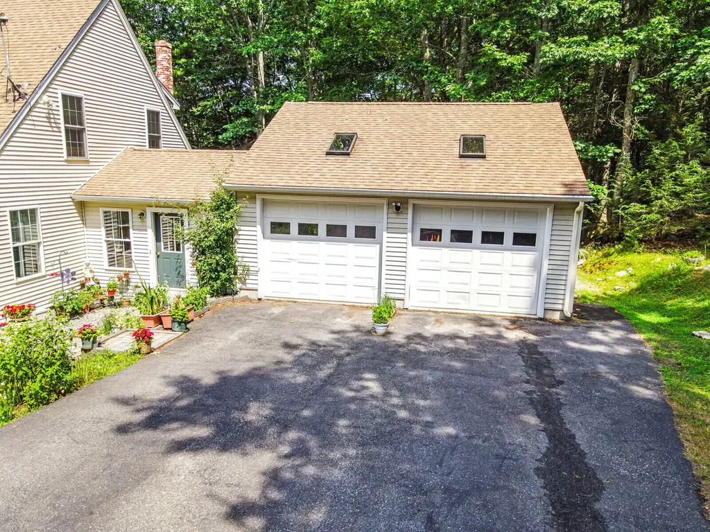 14 Guide Board Hill Road Georgetown ME 04548