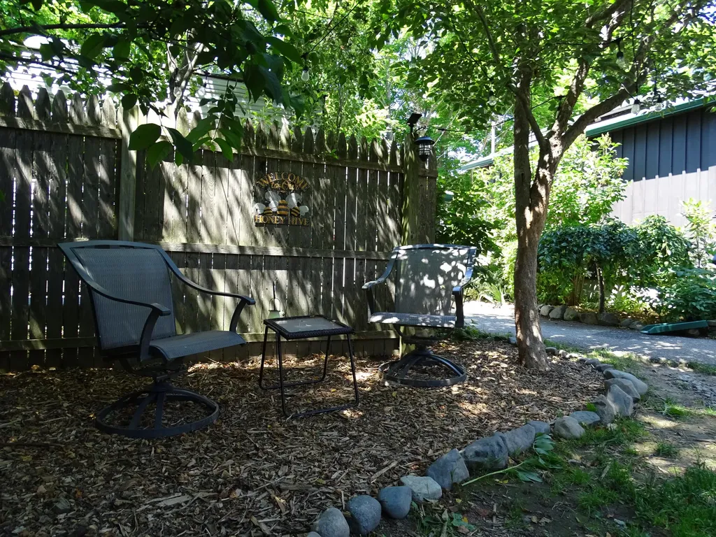 133 Ledgelawn Avenue Bar Harbor ME 04609