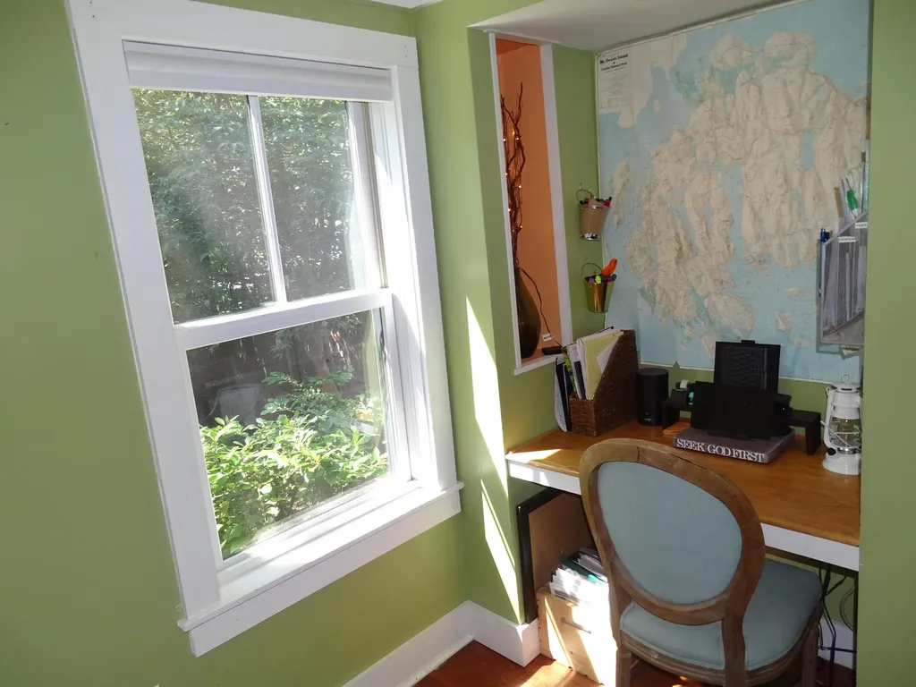 133 Ledgelawn Avenue Bar Harbor ME 04609