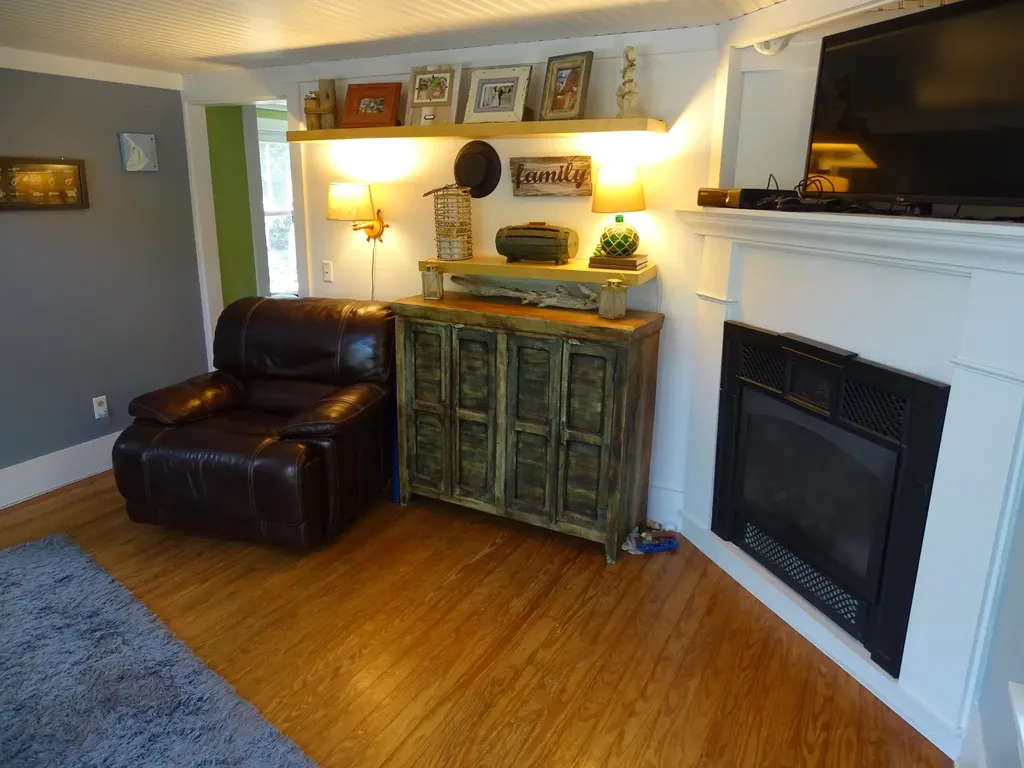 133 Ledgelawn Avenue Bar Harbor ME 04609