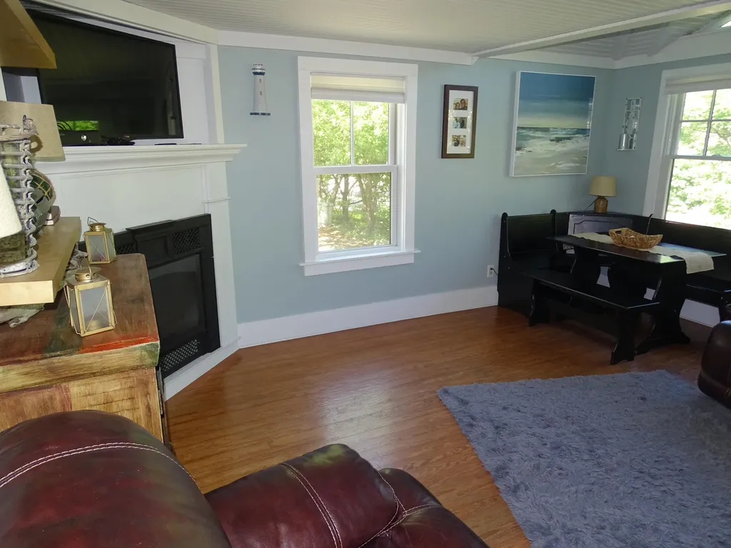 133 Ledgelawn Avenue Bar Harbor ME 04609