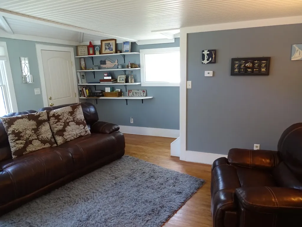 133 Ledgelawn Avenue Bar Harbor ME 04609