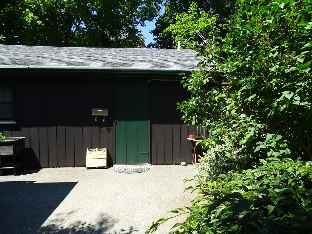 133 Ledgelawn Avenue Bar Harbor ME 04609
