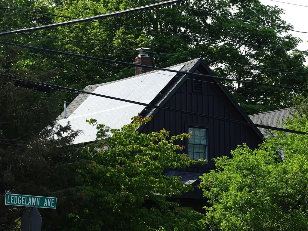 133 Ledgelawn Avenue Bar Harbor ME 04609