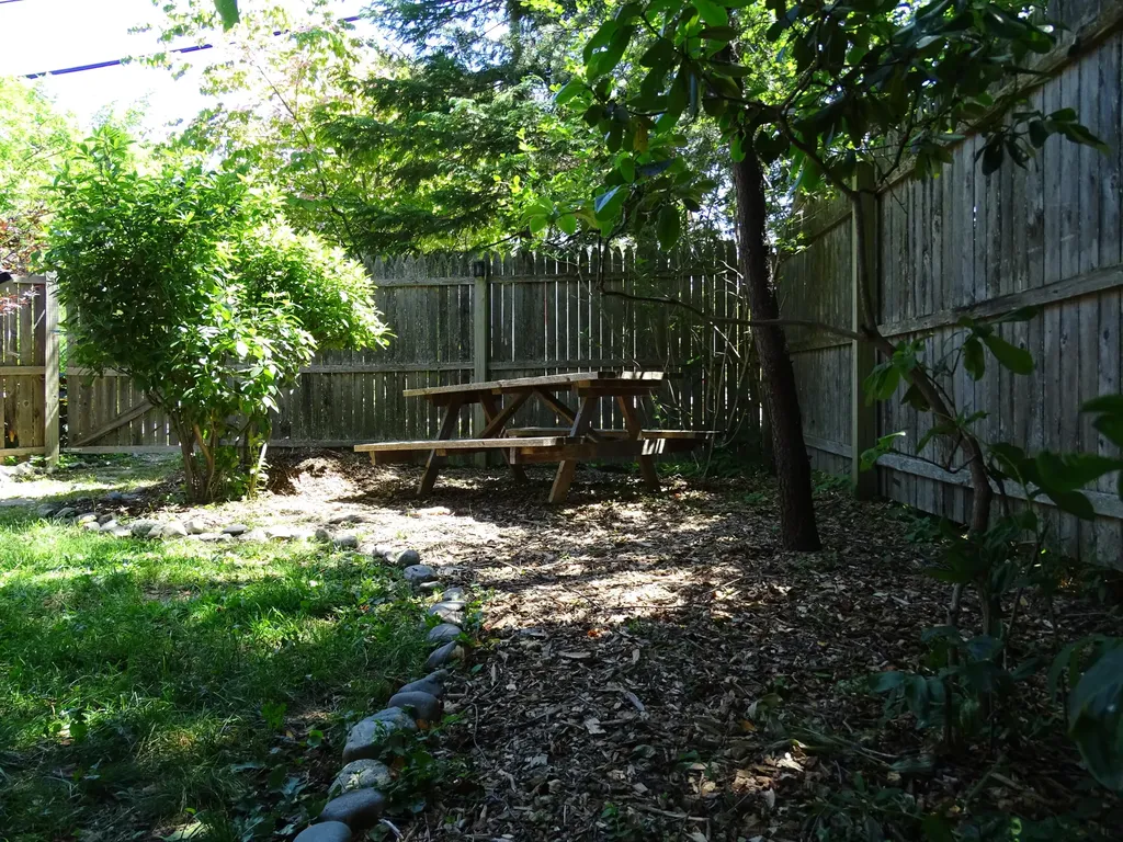 133 Ledgelawn Avenue Bar Harbor ME 04609