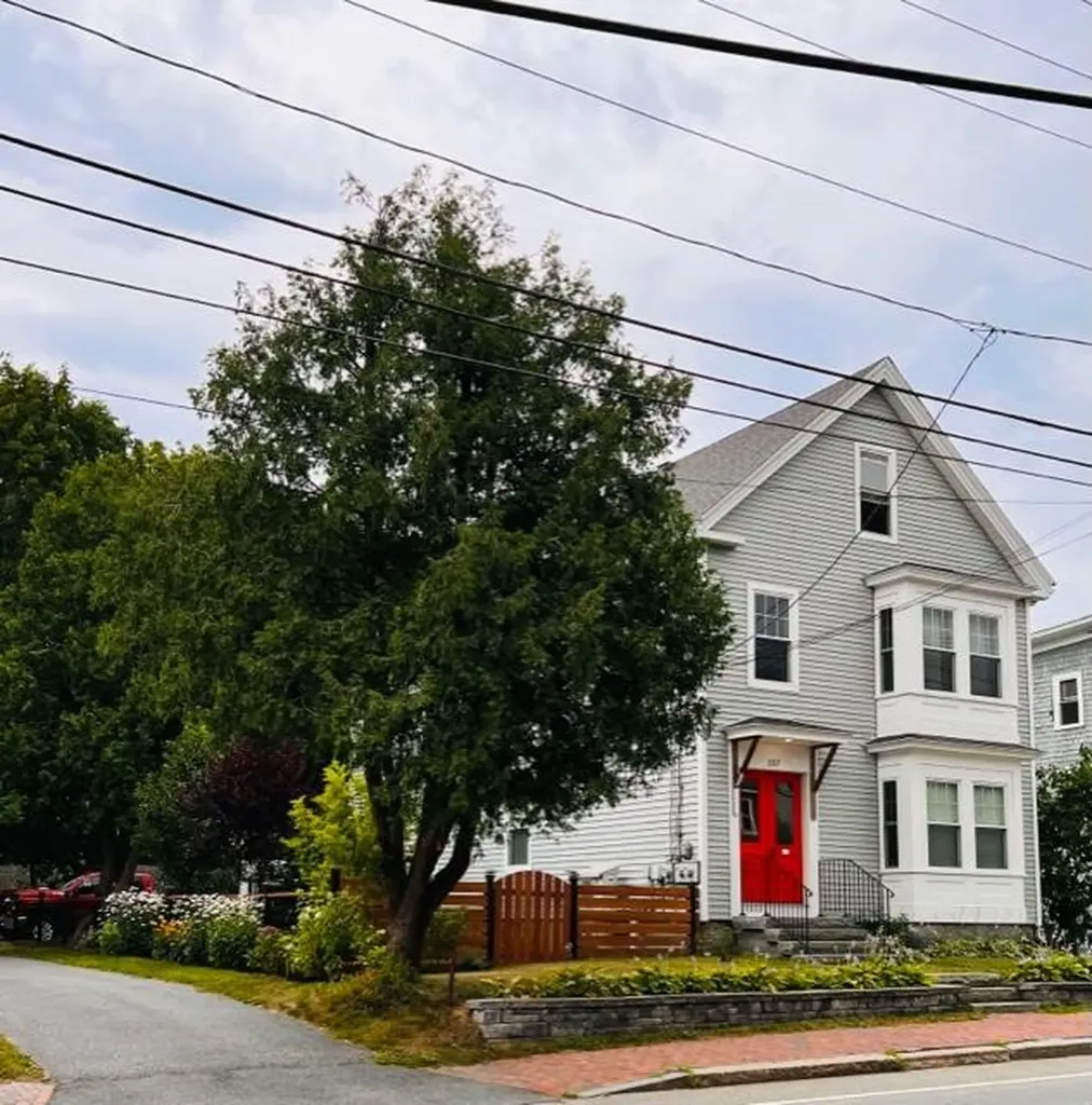 157 Beach Street Saco ME 04072