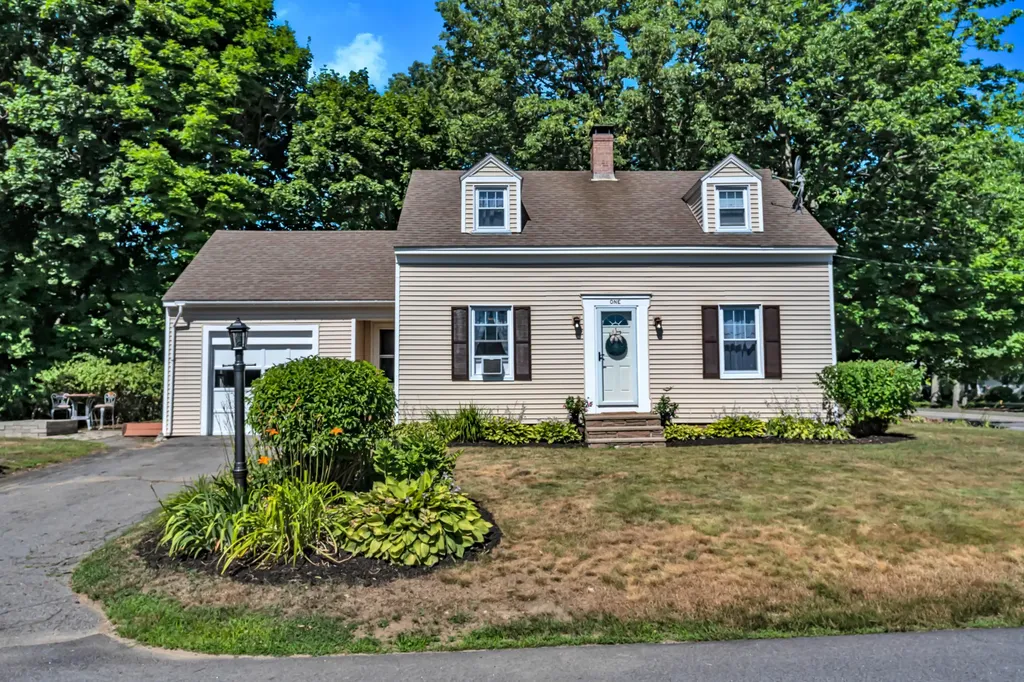 1 Pinecone Lane Gorham ME 04038