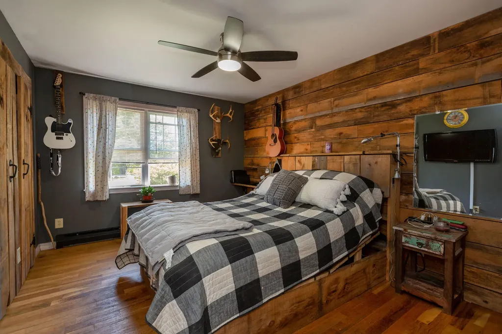1254 West Road Litchfield ME 04350