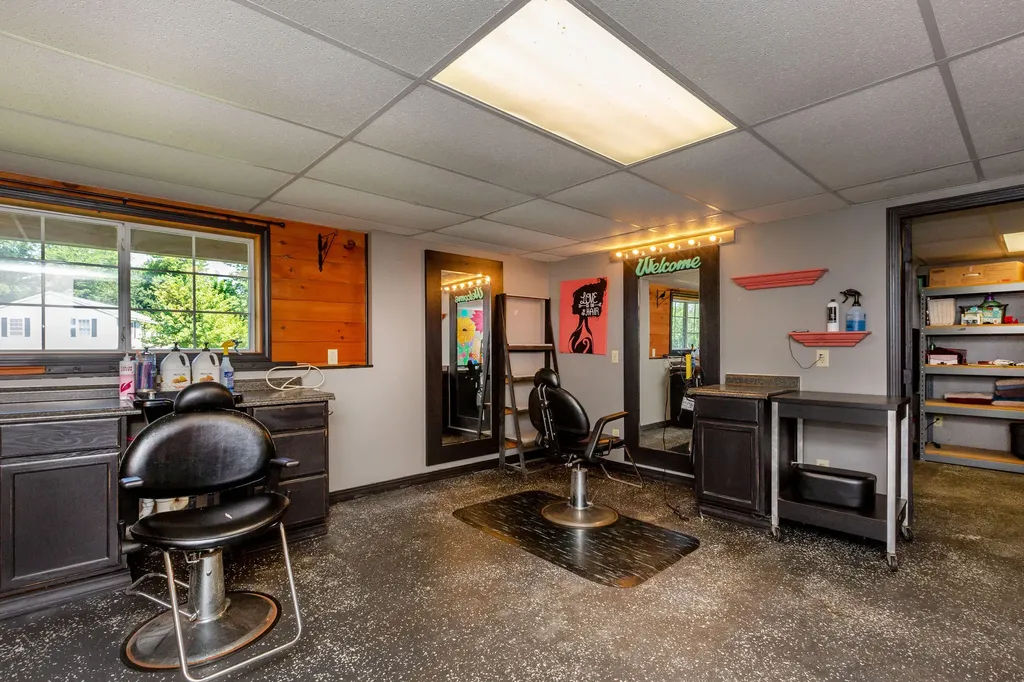 1254 West Road Litchfield ME 04350