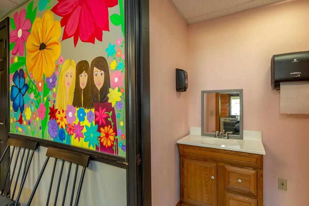 1254 West Road Litchfield ME 04350