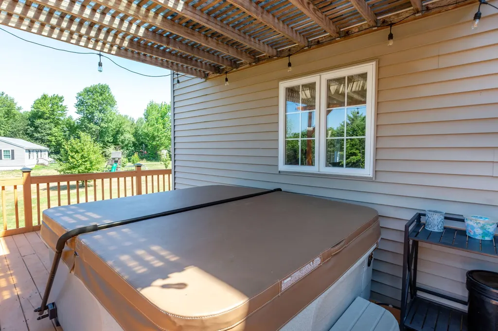 1254 West Road Litchfield ME 04350