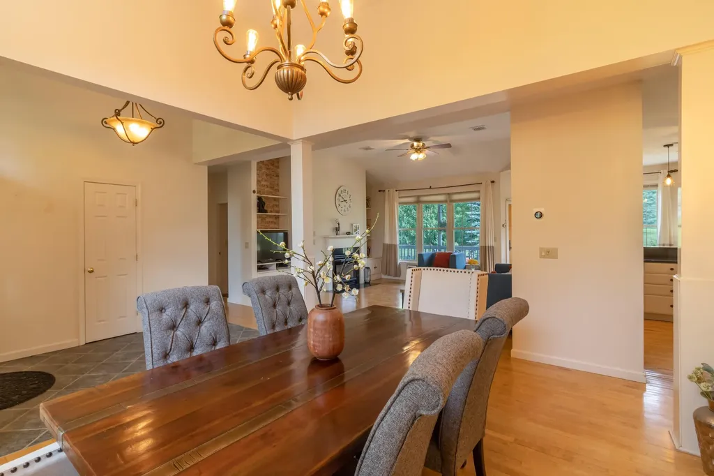 12 Camden Court Brewer ME 04412