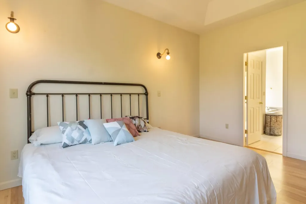 12 Camden Court Brewer ME 04412