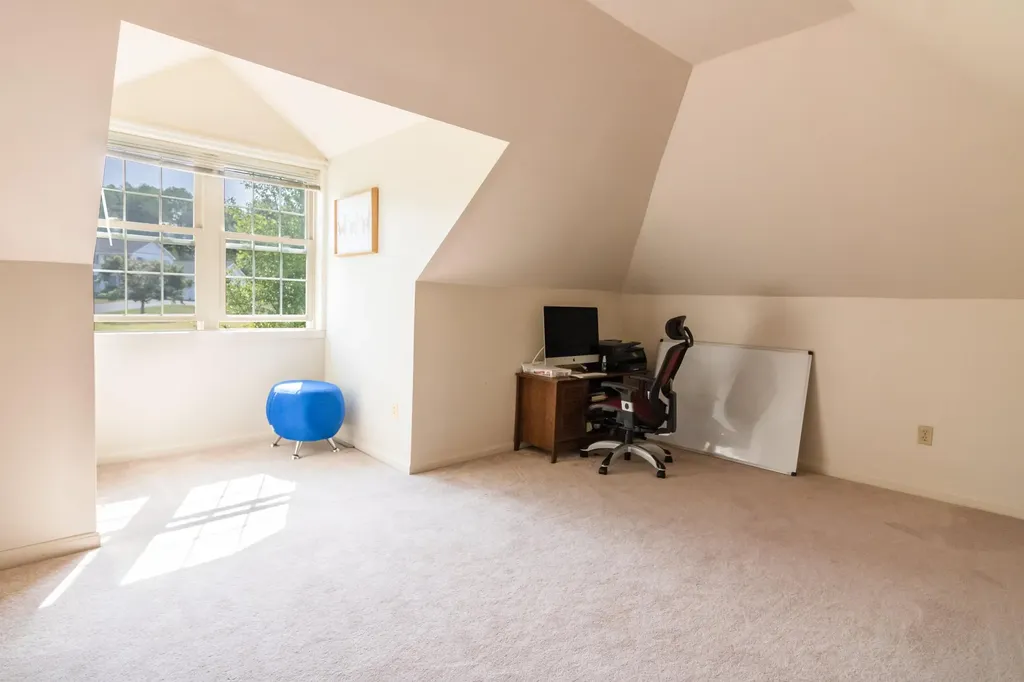 12 Camden Court Brewer ME 04412