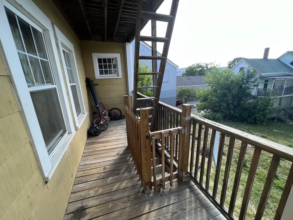 134 Pierce Street Lewiston ME 04240