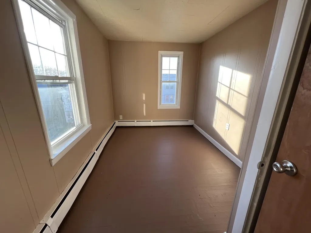 134 Pierce Street Lewiston ME 04240