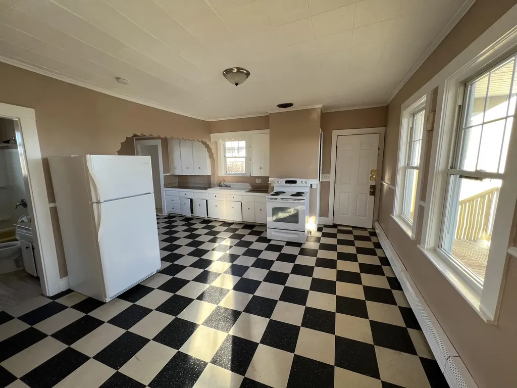 134 Pierce Street Lewiston ME 04240