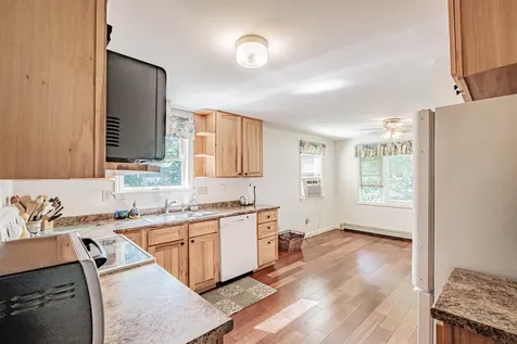 18 Springtree Lane South Berwick ME 03908