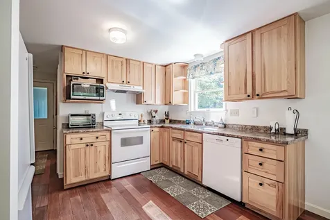 18 Springtree Lane South Berwick ME 03908