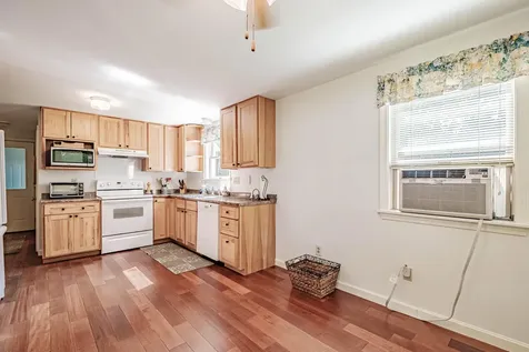 18 Springtree Lane South Berwick ME 03908
