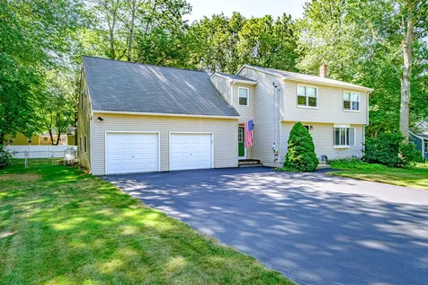 18 Springtree Lane South Berwick ME 03908
