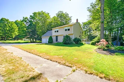 18 Springtree Lane South Berwick ME 03908