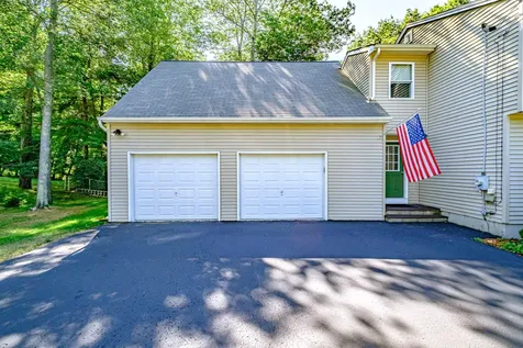 18 Springtree Lane South Berwick ME 03908