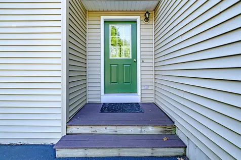 18 Springtree Lane South Berwick ME 03908
