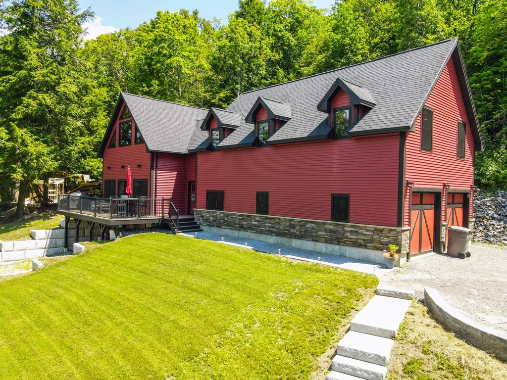 455 Memorial Drive Winthrop ME 04364