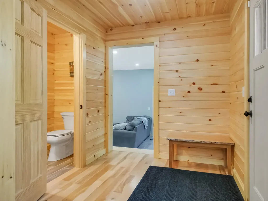 455 Memorial Drive Winthrop ME 04364