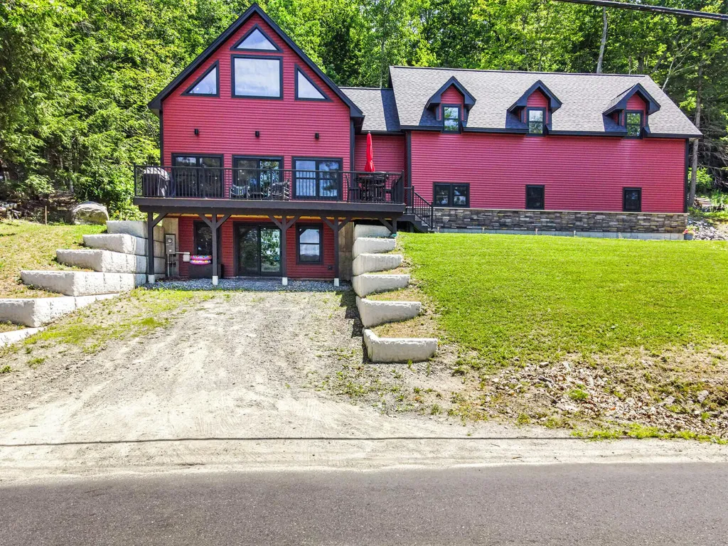 455 Memorial Drive Winthrop ME 04364